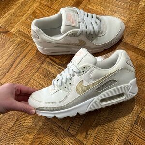 Nike Air Max 90 Cream Sneakers